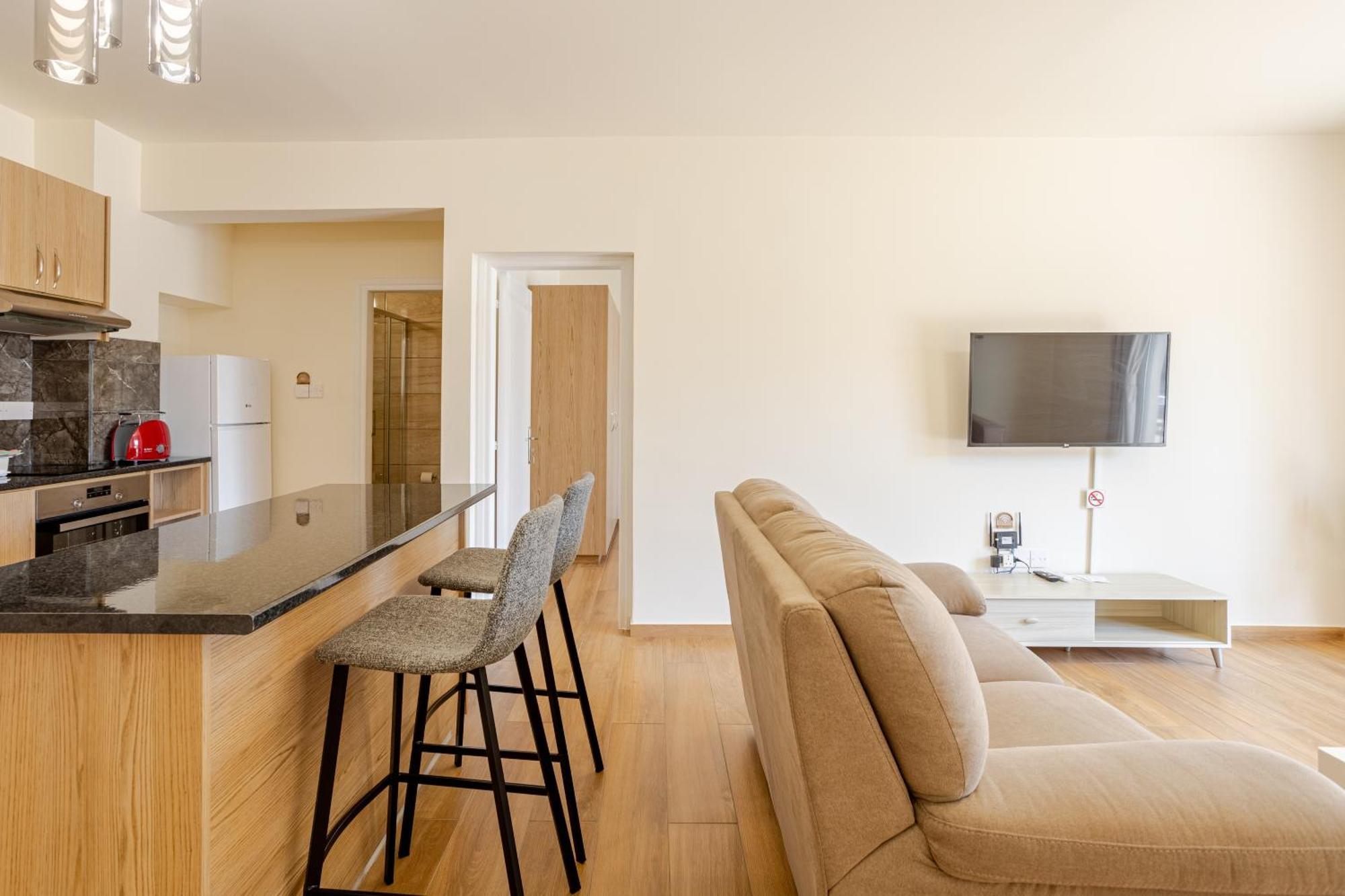 Apartment Danaos Seaside 001 With Pool In Tourist Area Paphos